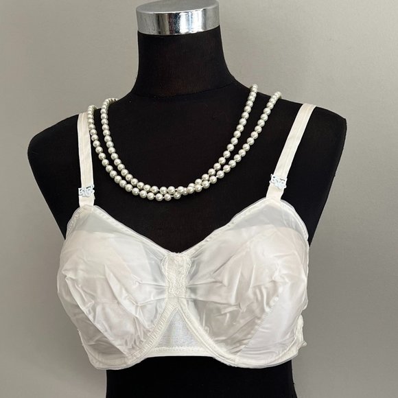 Vintage Edith Lances Minimizing Hand Sewn Bra In White